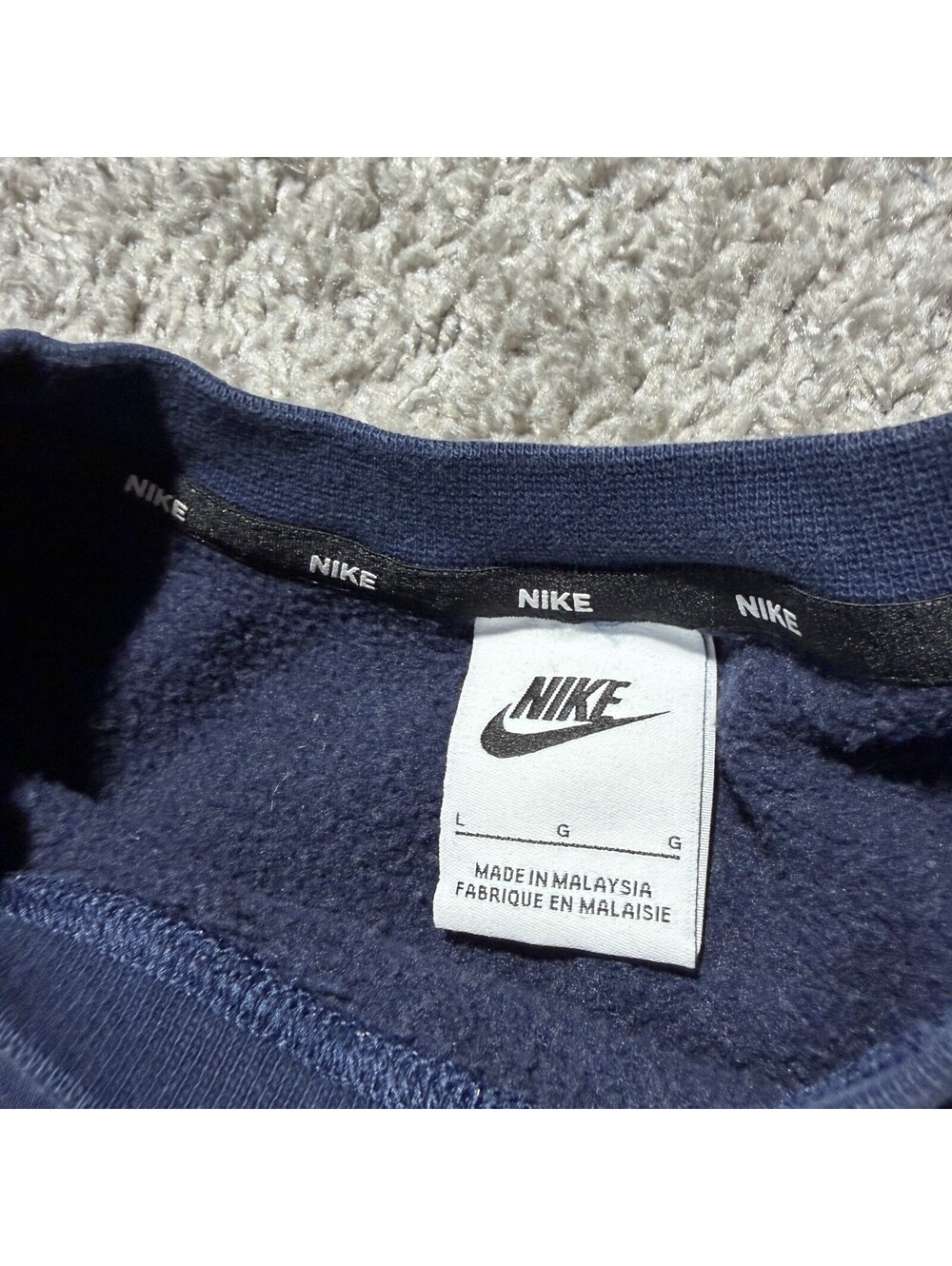 Nike Men's UM Michigan Wolverines Club Fleece Crewneck Sweatshirt Navy Large - Picture 3 of 7
